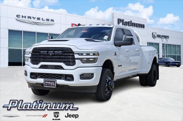 2025 RAM Ram 3500 RAM 3500 LARAMIE MEGA CAB 4X4 64 BOX