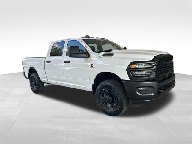 2025 RAM Ram 3500 RAM 3500 TRADESMAN CREW CAB 4X4 64 BOX