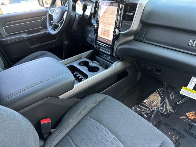 2025 Ram 2500 Big Horn Crew Cab 4x4 6'4" Box