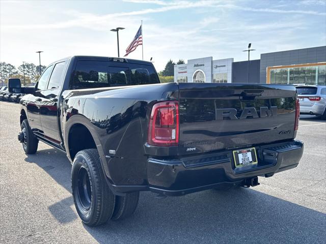2025 RAM Ram 3500 RAM 3500 LARAMIE CREW CAB 4X4 8 BOX
