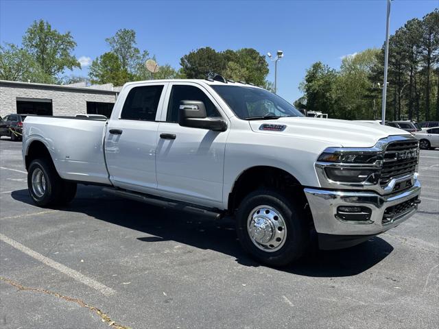 2025 RAM Ram 3500 RAM 3500 TRADESMAN CREW CAB 4X4 8 BOX