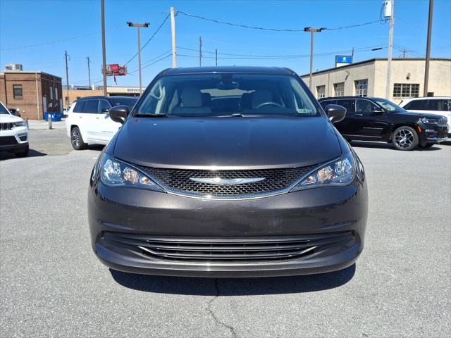 2017 Chrysler Pacifica LX