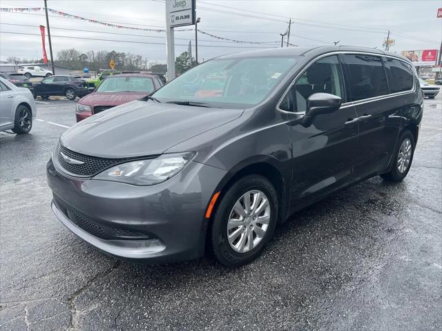 2021 Chrysler Voyager L