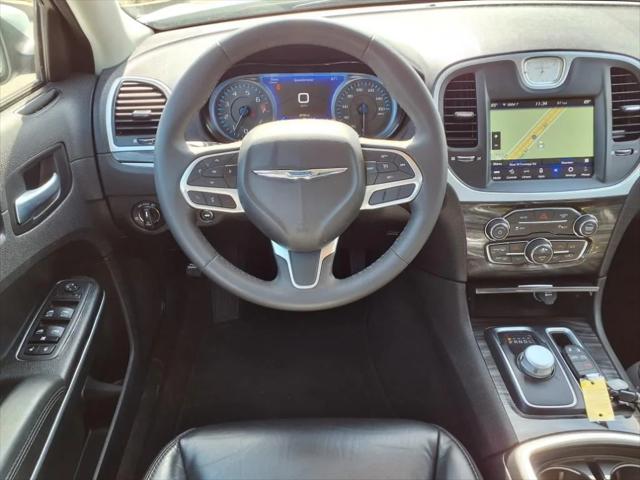 2022 Chrysler 300 Touring-L AWD