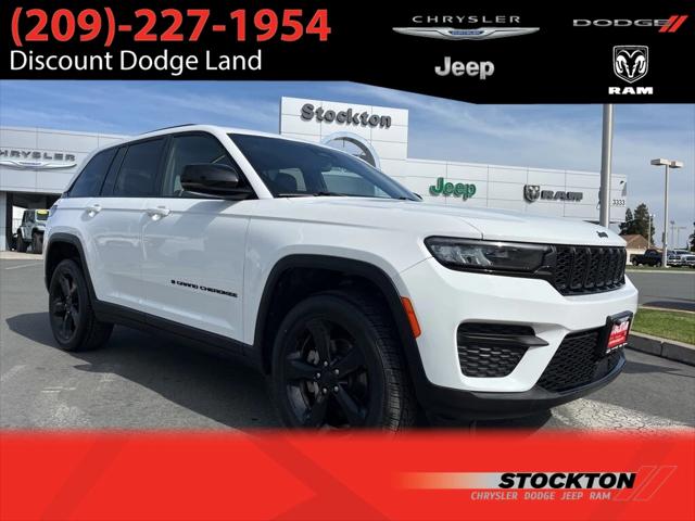 2023 Jeep Grand Cherokee Altitude 4x4