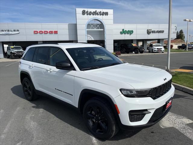 2023 Jeep Grand Cherokee Altitude 4x4