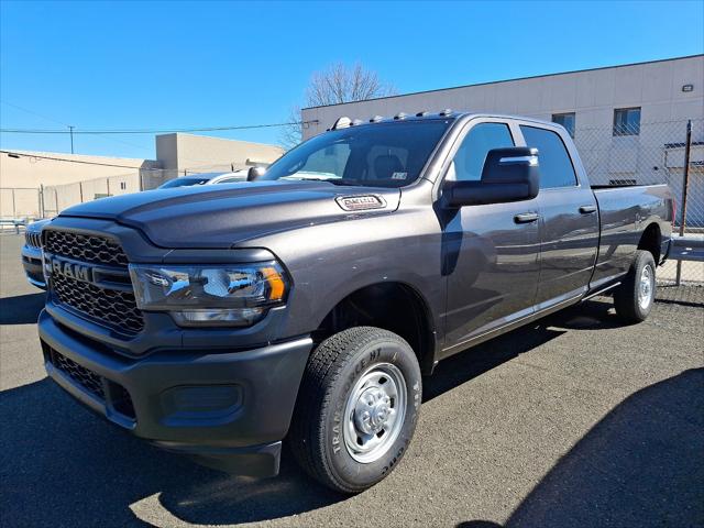 2024 RAM Ram 2500 RAM 2500 TRADESMAN CREW CAB 4X4 8 BOX
