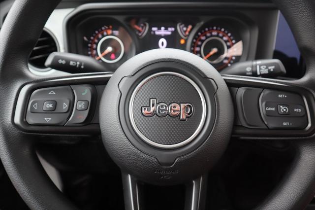 2025 Jeep Gladiator GLADIATOR NIGHTHAWK 4X4