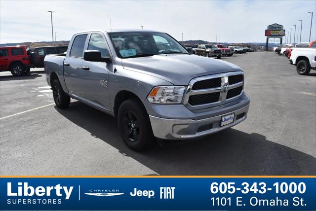 2022 RAM 1500 Classic SLT Crew Cab 4x4 57 Box