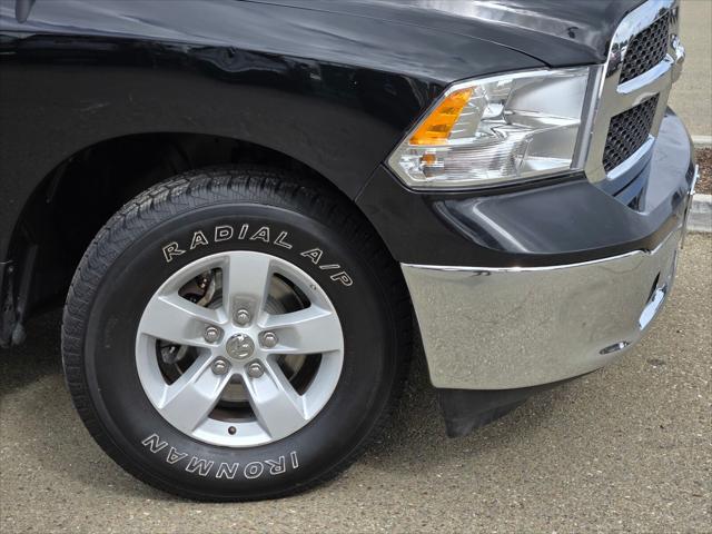 2022 RAM 1500 Classic SLT Crew Cab 4x2 57 Box