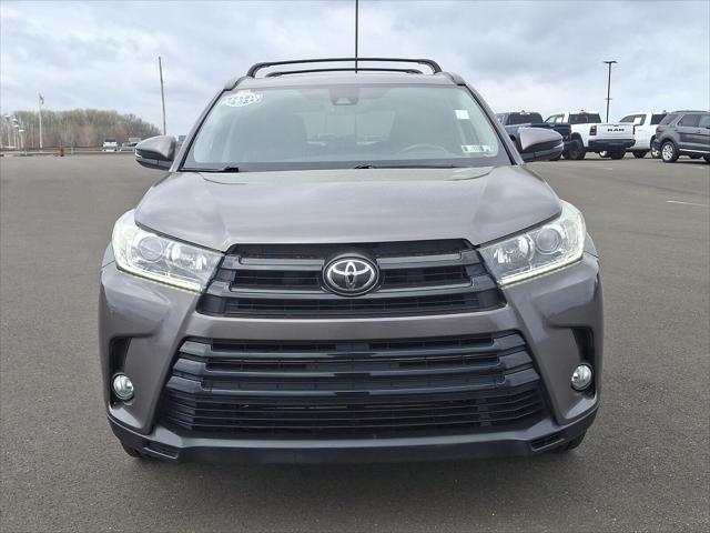 2017 Toyota Highlander SE