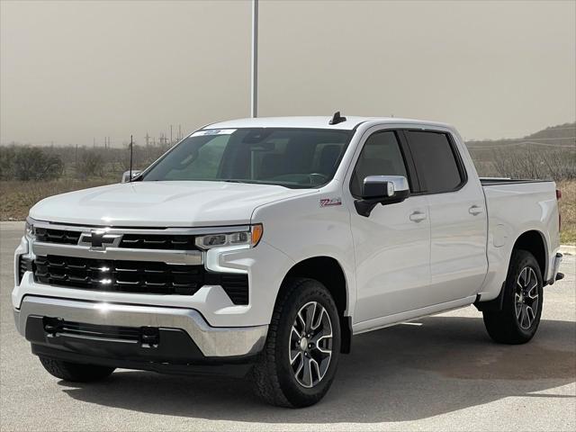 2022 Chevrolet Silverado 1500 4WD Crew Cab Standard Bed LT