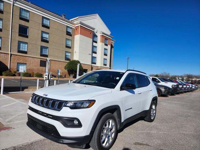 2024 Jeep Compass Latitude Lux FWD