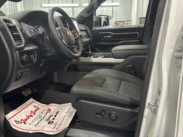 2025 RAM 1500 Big Horn Crew Cab 4x4 64 Box