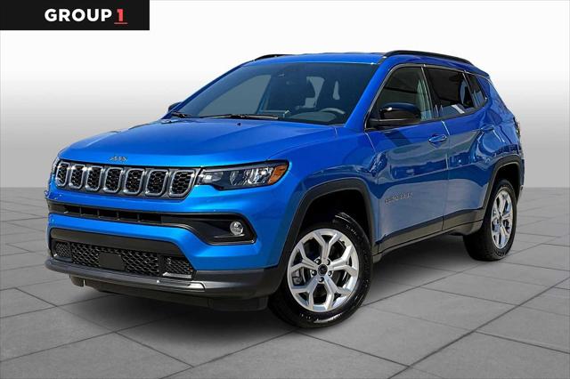 2025 Jeep Compass COMPASS LATITUDE 4X4