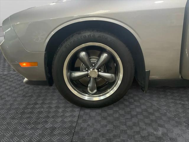 2014 Dodge Challenger R/T Plus