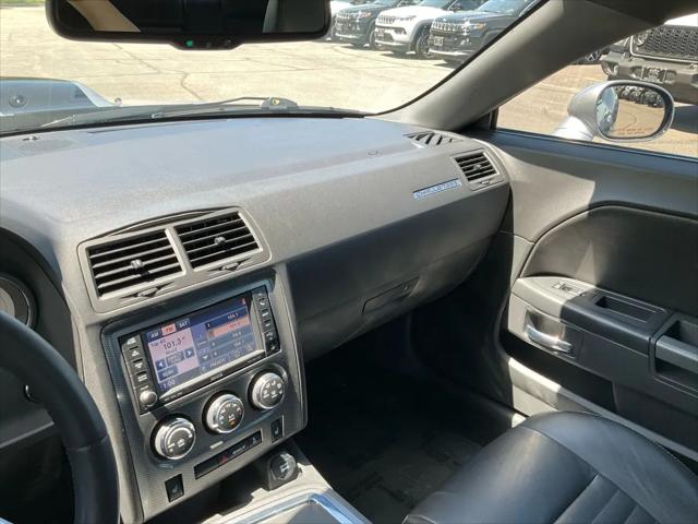 2014 Dodge Challenger R/T Plus