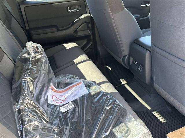 2025 Nissan Frontier Crew Cab SV 4x4