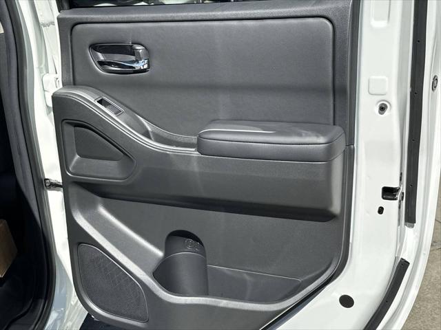 2025 Nissan Frontier Crew Cab SV 4x4