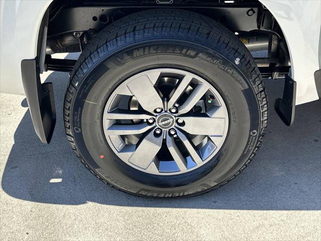 2025 Nissan Frontier Crew Cab SV 4x4