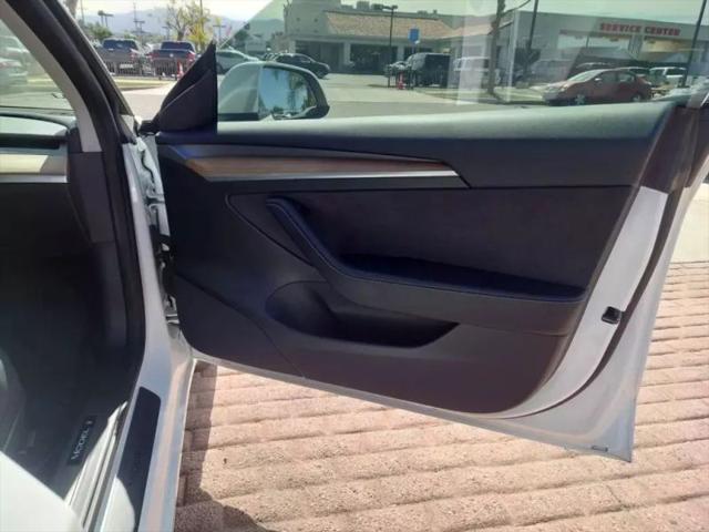 2022 Tesla Model 3 Long Range Dual Motor All-Wheel Drive