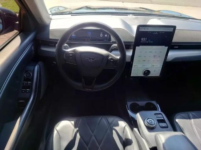 2022 Ford Mustang Mach-E Select