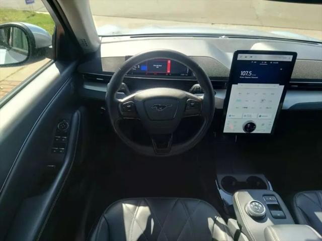 2022 Ford Mustang Mach-E Select