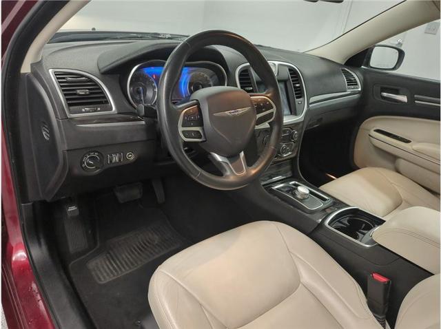 2019 Chrysler 300 Touring L