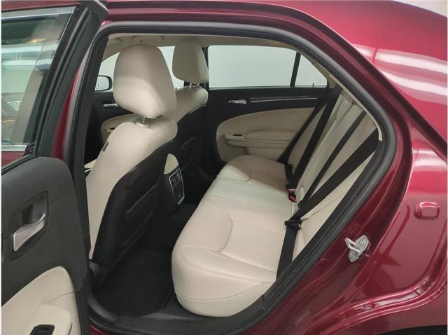 2019 Chrysler 300 Touring L