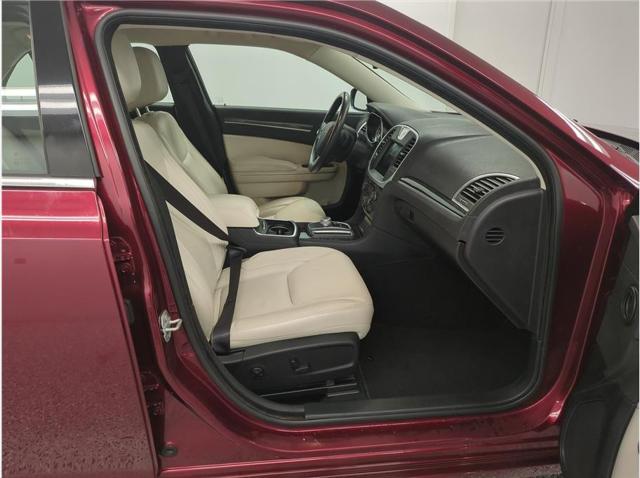 2019 Chrysler 300 Touring L