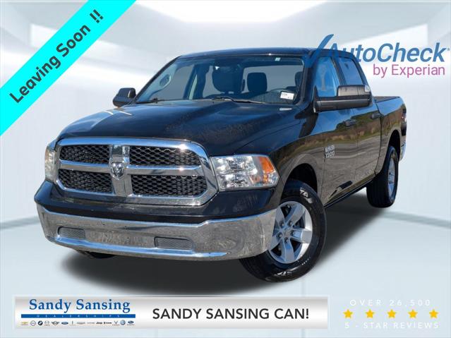 2022 RAM 1500 Classic SLT Crew Cab 4x2 57 Box