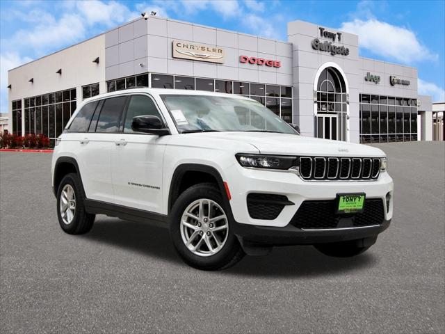 2025 Jeep Grand Cherokee GRAND CHEROKEE LAREDO X 4X2
