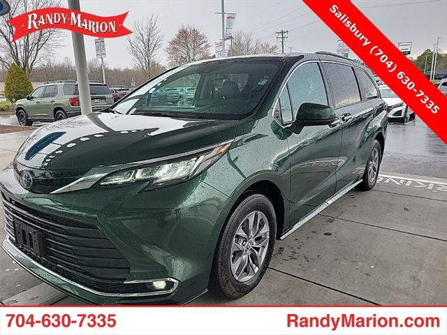 2023 Toyota Sienna XLE