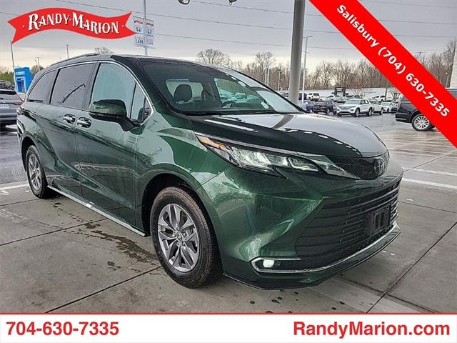 2023 Toyota Sienna XLE