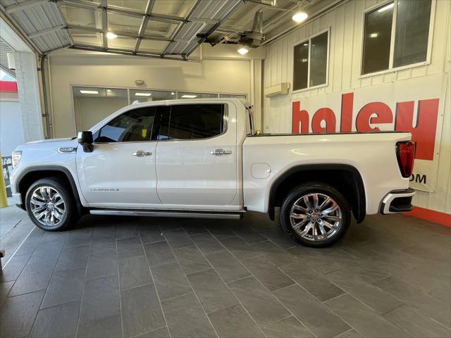 2022 GMC Sierra 1500 4WD Crew Cab Short Box Denali