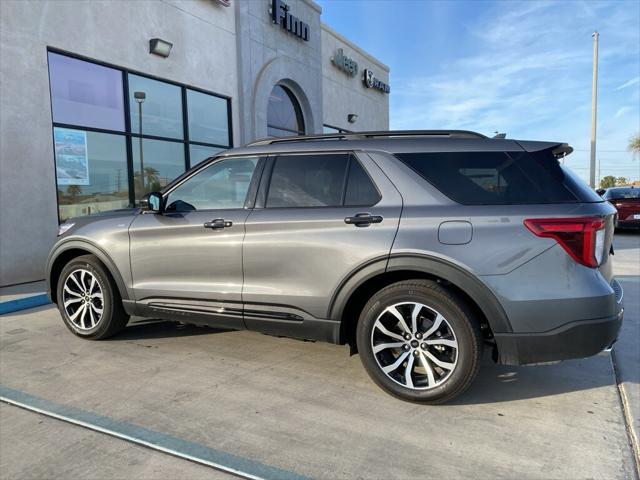 2024 Ford Explorer ST-Line