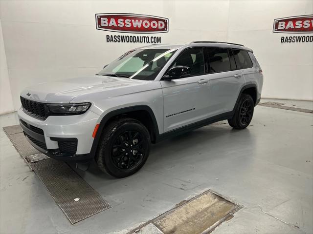2024 Jeep Grand Cherokee L Altitude 4x4