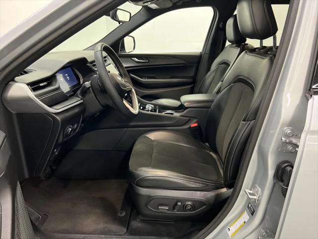 2024 Jeep Grand Cherokee L Altitude 4x4