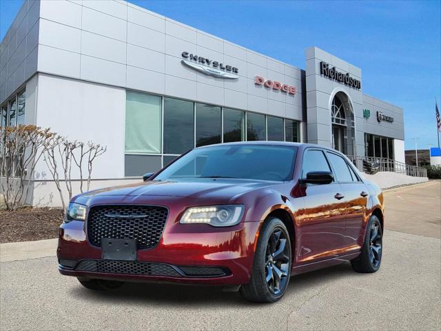 2023 Chrysler 300 Touring