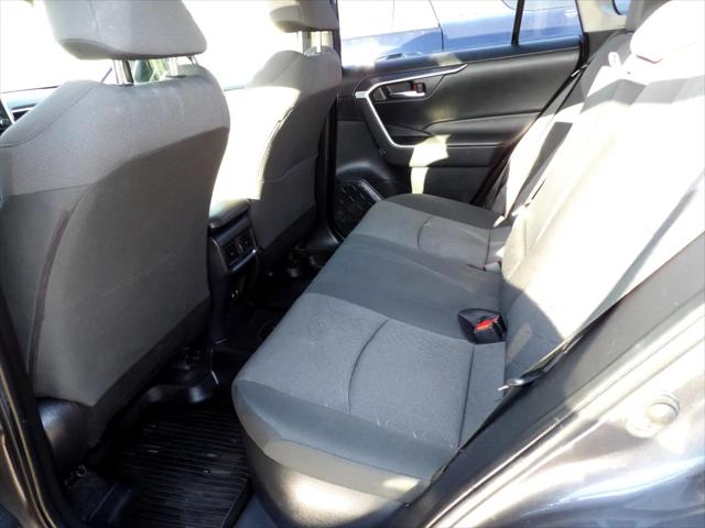 2019 Toyota RAV4 Hybrid XLE