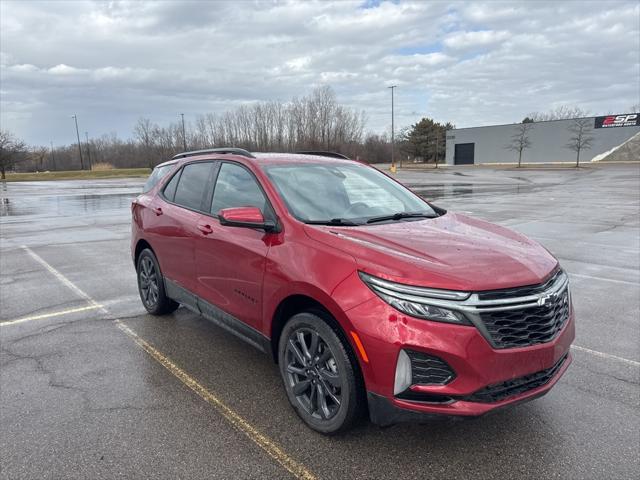 Used 2022 Chevrolet Equinox RS with VIN 3GNAXWEV1NS185853 for sale in Waterford, MI