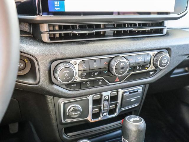 2025 Jeep Wrangler 4-Door Summit 4x4