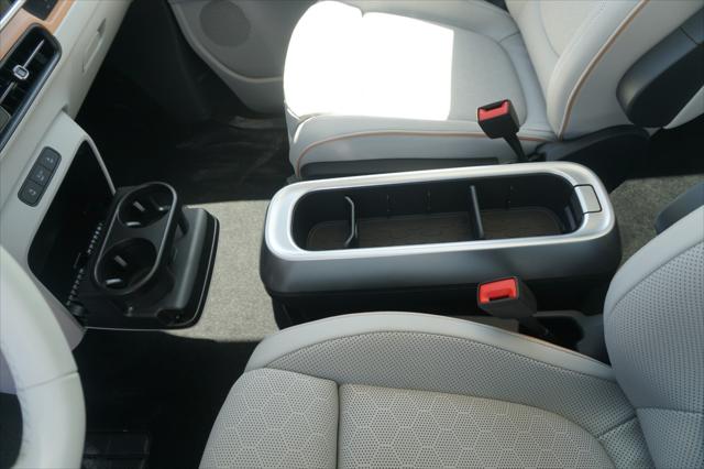 2025 Volkswagen ID. Buzz 1st Edition with 4MOTION