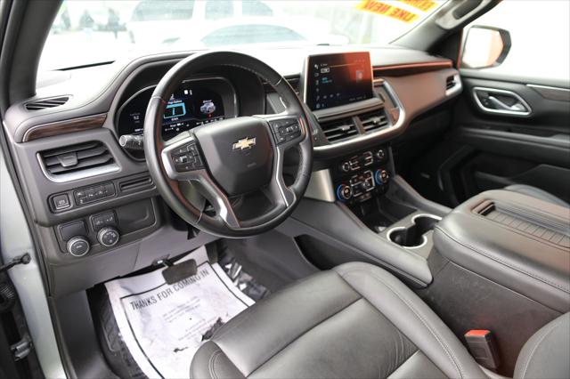 2023 Chevrolet Suburban 2WD LT