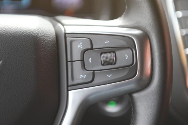 2023 Chevrolet Suburban 2WD LT