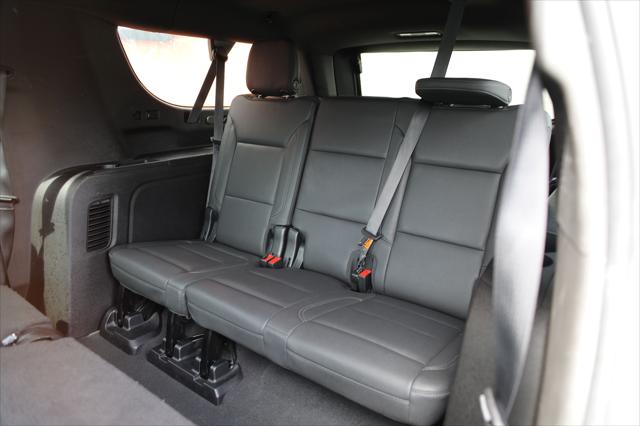 2023 Chevrolet Suburban 2WD LT