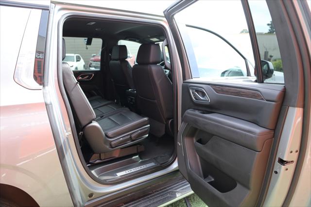 2023 Chevrolet Suburban 2WD LT