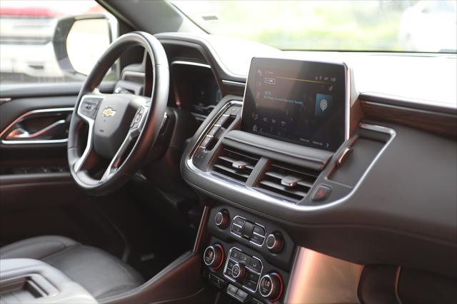 2023 Chevrolet Suburban 2WD LT