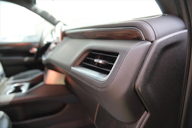 2023 Chevrolet Suburban 2WD LT