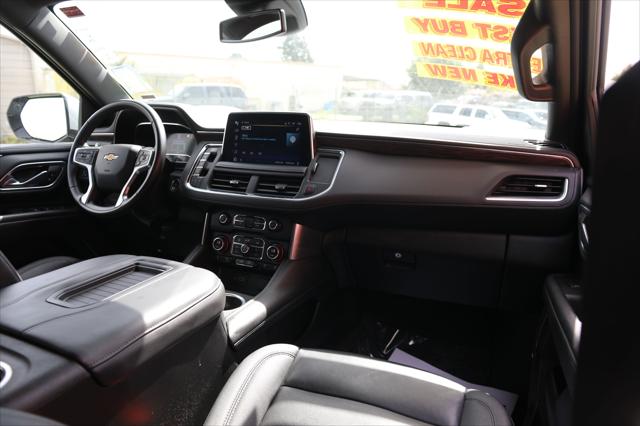 2023 Chevrolet Suburban 2WD LT